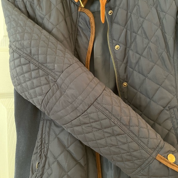 Women’s Riding Jacket - Picture 3 of 6